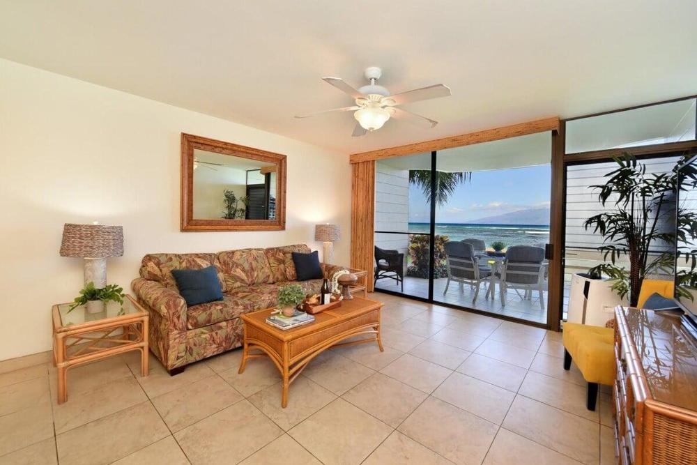 Kahana Reef 117 · KR 117 Renovated OceanFront 1BD w Ocean Views